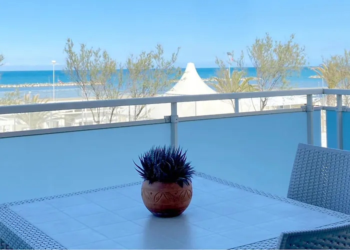 Hotel Sayonara