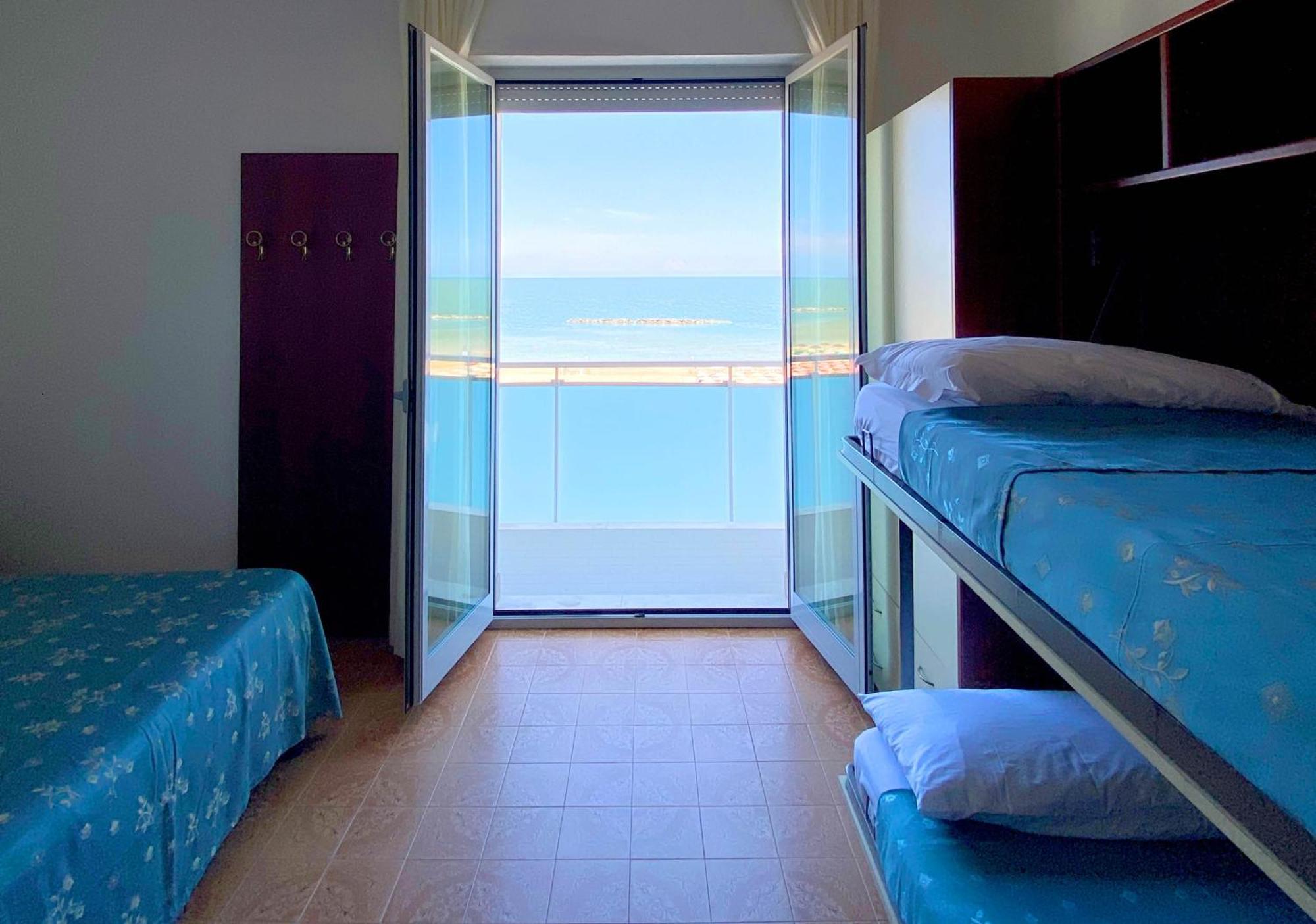 Hotel Sayonara 3*